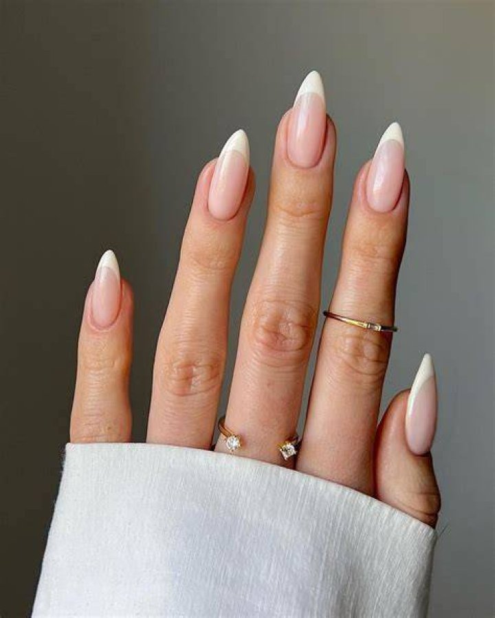How do you do white French tip nails?