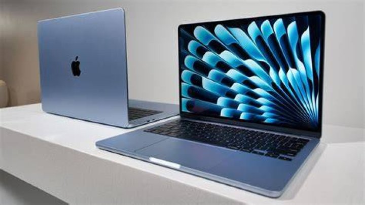 How do you paint on a MacBook Air?