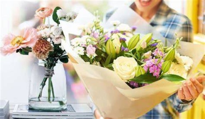 Is it OK to send flowers to someone's work?